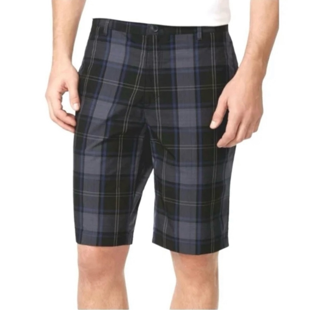 Calvin Klein Men's Plaid Flat Front Chino Shorts Black Blue and Gray Size 32
